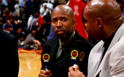 巴西记者：巴乙前锋克莱伯自由身加盟云南玉昆，签约两年（据巴西记者：巴乙前锋克莱伯自由转会云南玉昆，合同两年）