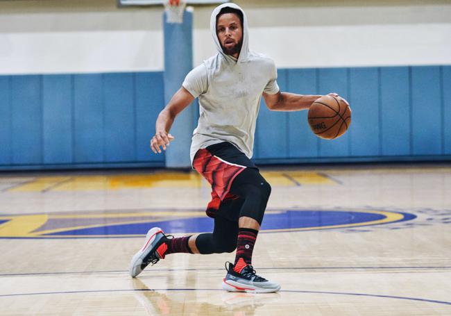 佛罗里达的安布里餐厅 纪念和前老板盖德・穆勒友谊的故事（佛罗里达Ambry餐厅：致敬前老板盖德·穆勒的友谊传奇）